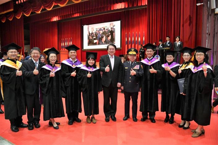 林右昌部長 出席警察大學畢業典禮 政府持續以行動支持警察工作