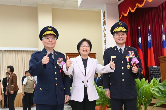 劉世芳部長出席主持 警政署卸、新任署長交接典禮-4