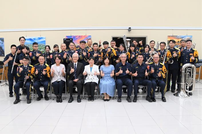 劉世芳部長頒獎表揚 內政部及所屬機關22位優秀同仁