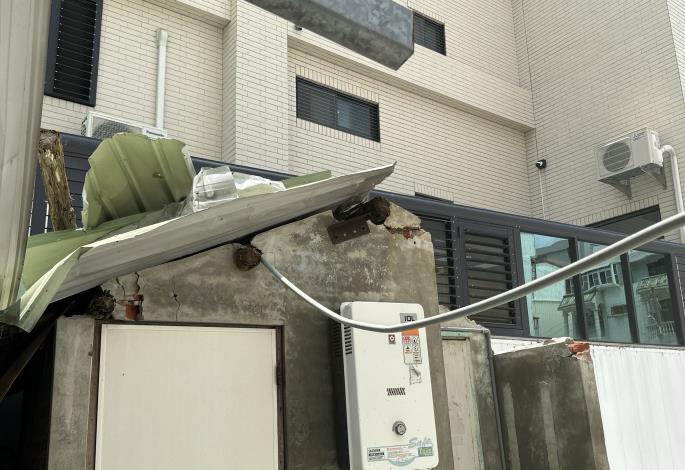 臺南佳里居民房屋受災情形