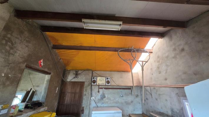 嘉義東石鄉受災民房之屋頂暫時先用帆布覆蓋，後續將進行修繕工程