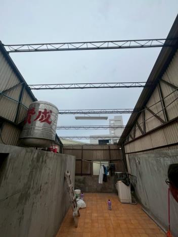南工分署同仁至臺南佳里屋頂修繕勘查4