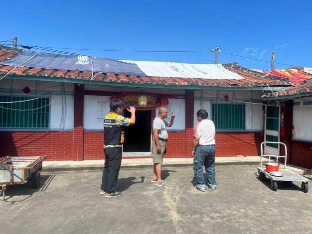 南工分署同仁率廠商至臺南佳里協助家園復建現勘5