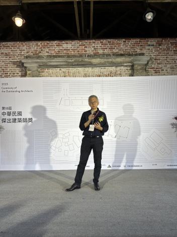 03中華民國傑出建築師獎得獎郭俊沛建築師發表得獎感言