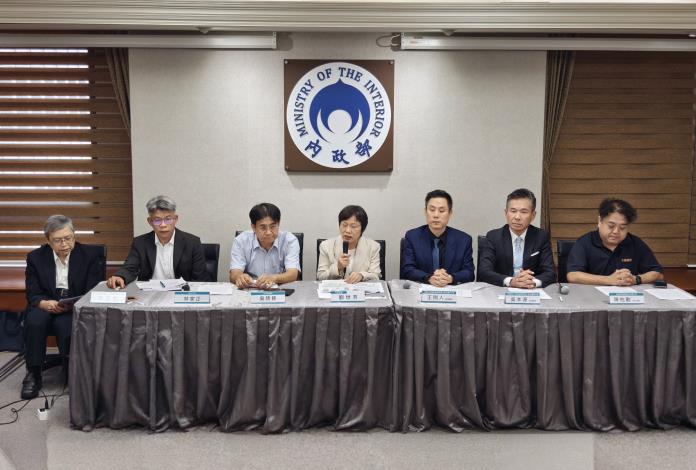 部務會報記者會照片-3