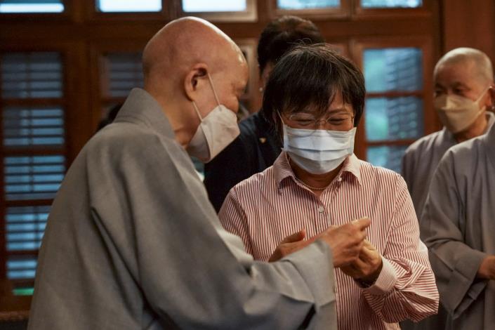 劉世芳部長拜會慈濟證嚴法師