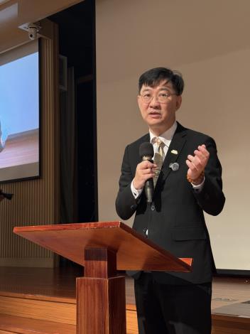 內政部次長董建宏出席公寓大廈管理人員防災士培訓_板橋場致詞
