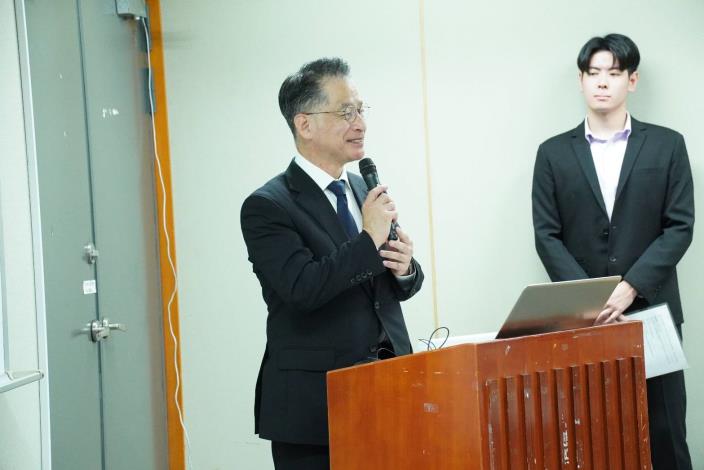 日本沖繩縣知事辦公室消防防災對策課副參事照屋雅浩專題演講