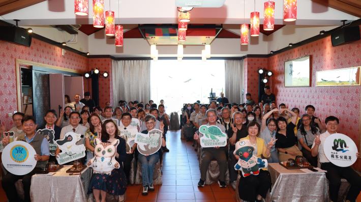 圖3-合作意向書簽署儀式大合照.JPG
