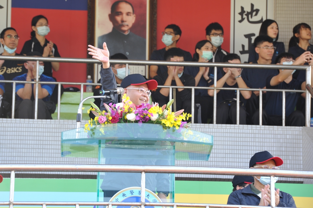 The secretariat of the Ministry of the Interior, Chen Mao-Chun hosts the opening ceremony.
