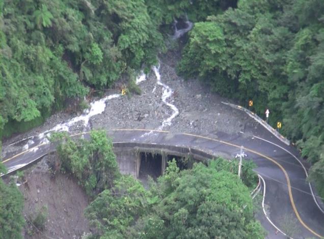 梅姬颱風過境災害現場空拍-4