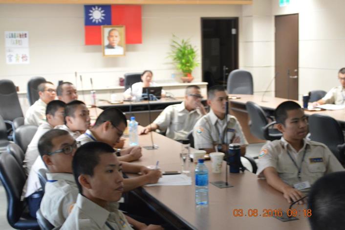 聆聽人事室講座.JPG