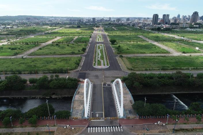 The Integrated Tender of the13th Land Consolidation Project of Taichung City –  2nd Project Zone – 45M Park Road