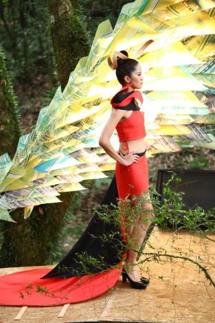 2011泰雅服裝秀-單位女士走秀
