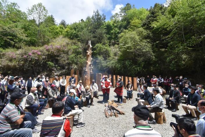 圖2、110年4月23日舉辦TAYAL泰雅爾Skaru流域部落群與國家山林治理機關Sbalay和解儀式(原民會提供)