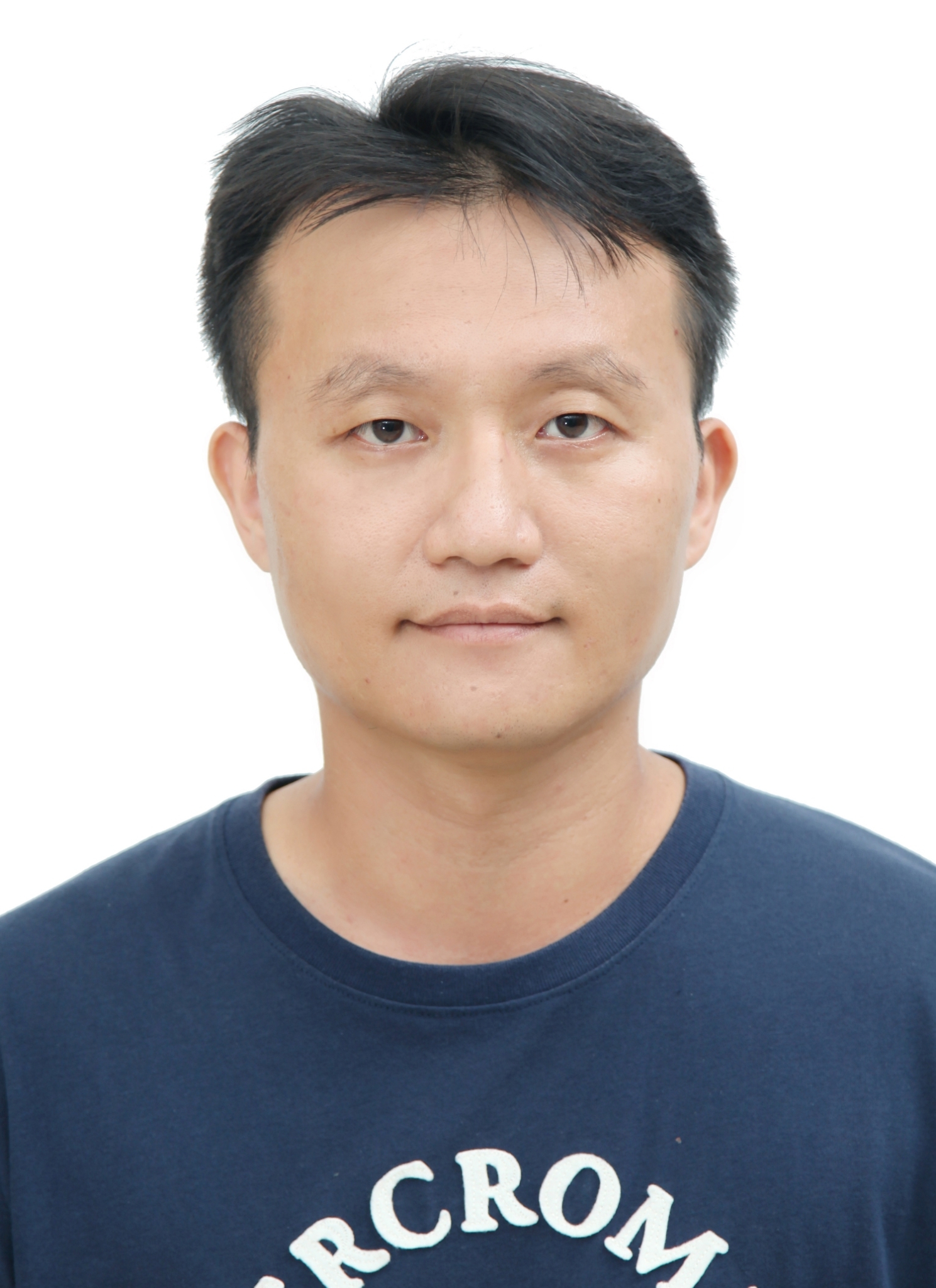 李　銘文