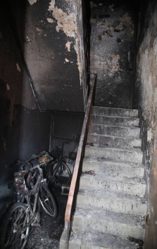 圖6?永和機車火災、樓梯間竄燒及立面延燒情形