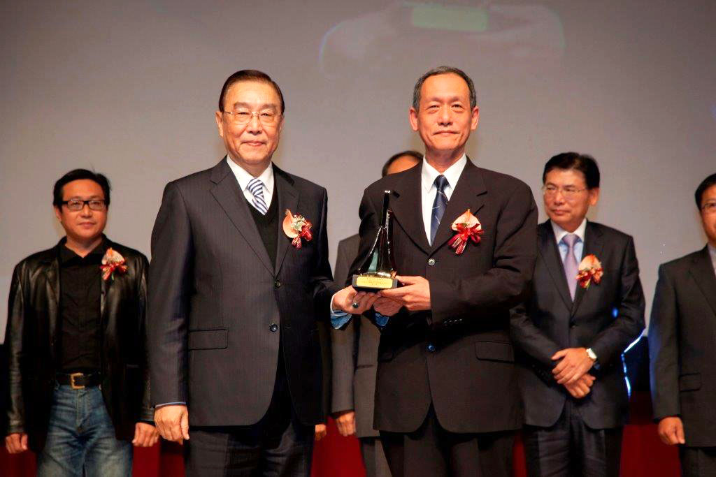 Golden Award – received by the Director General.jpg