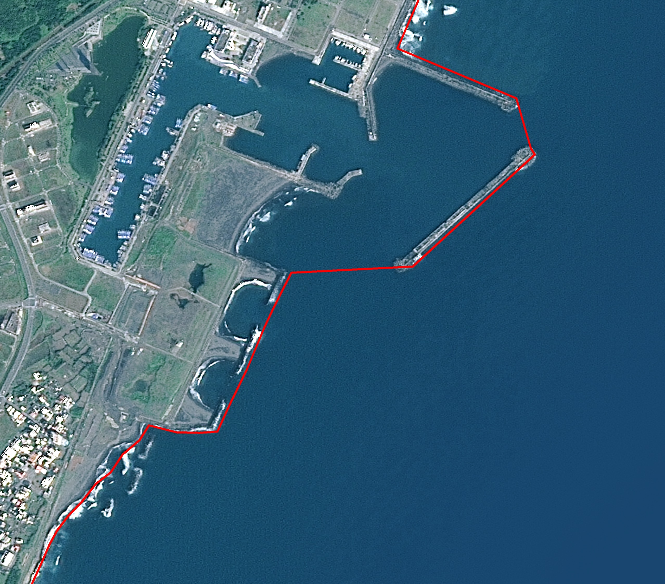 人工海岸線套疊衛星影像