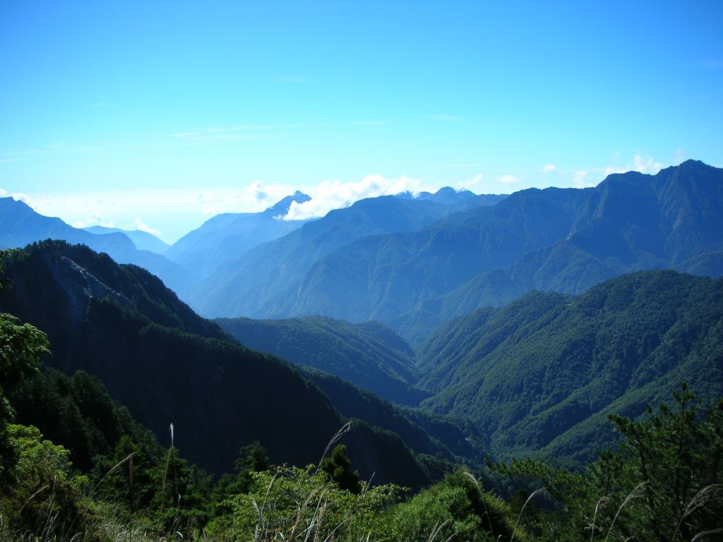 A view of the Mt. Yangtou Trail