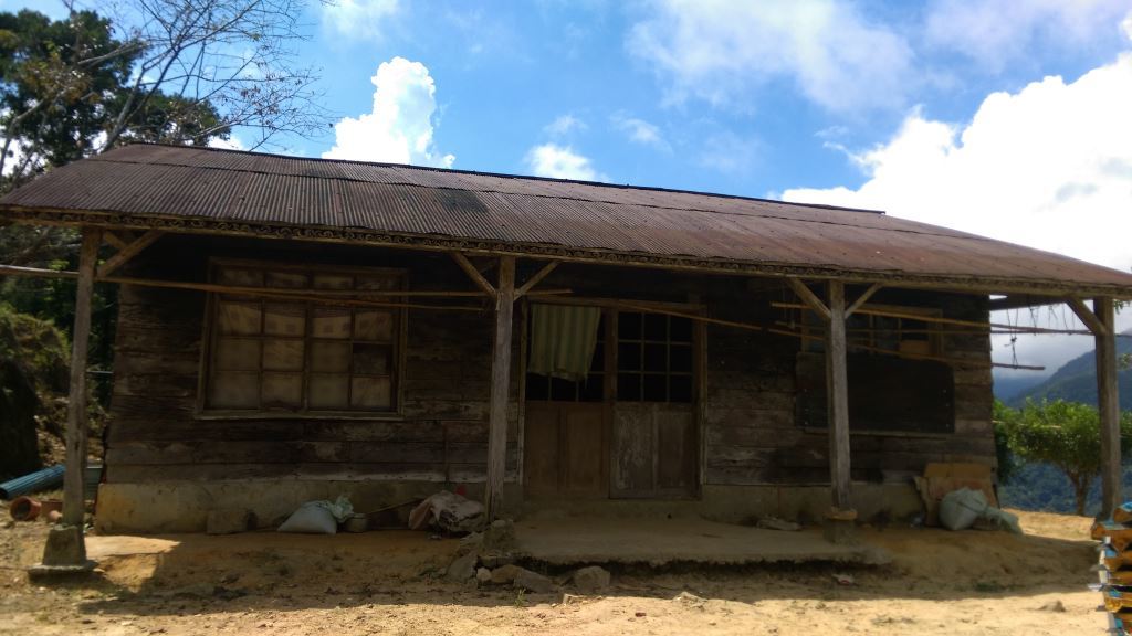 A Traditional Truku House (.jpg)