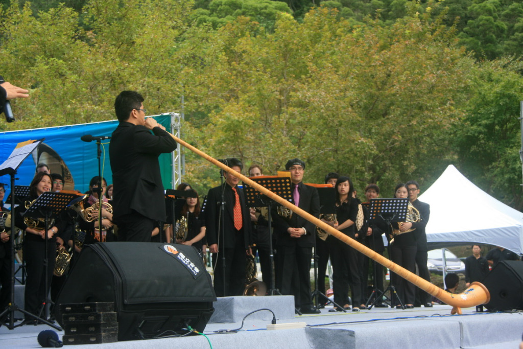2011峽谷音樂節阿爾卑期號吹奏(.jpg)