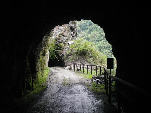 第三隧道及第二隧道出口(.jpg)