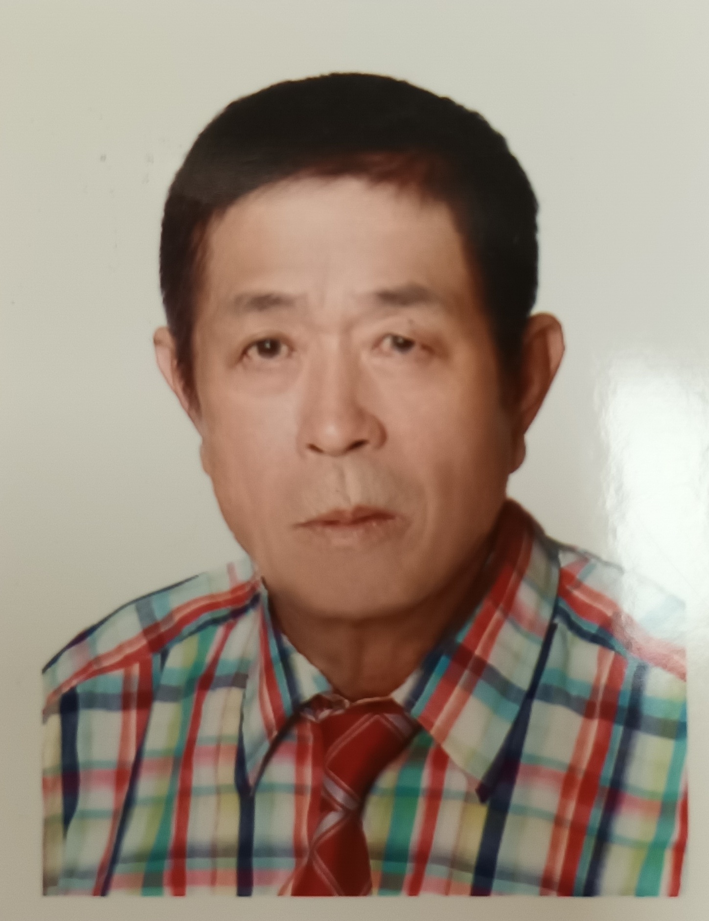 陳　文財