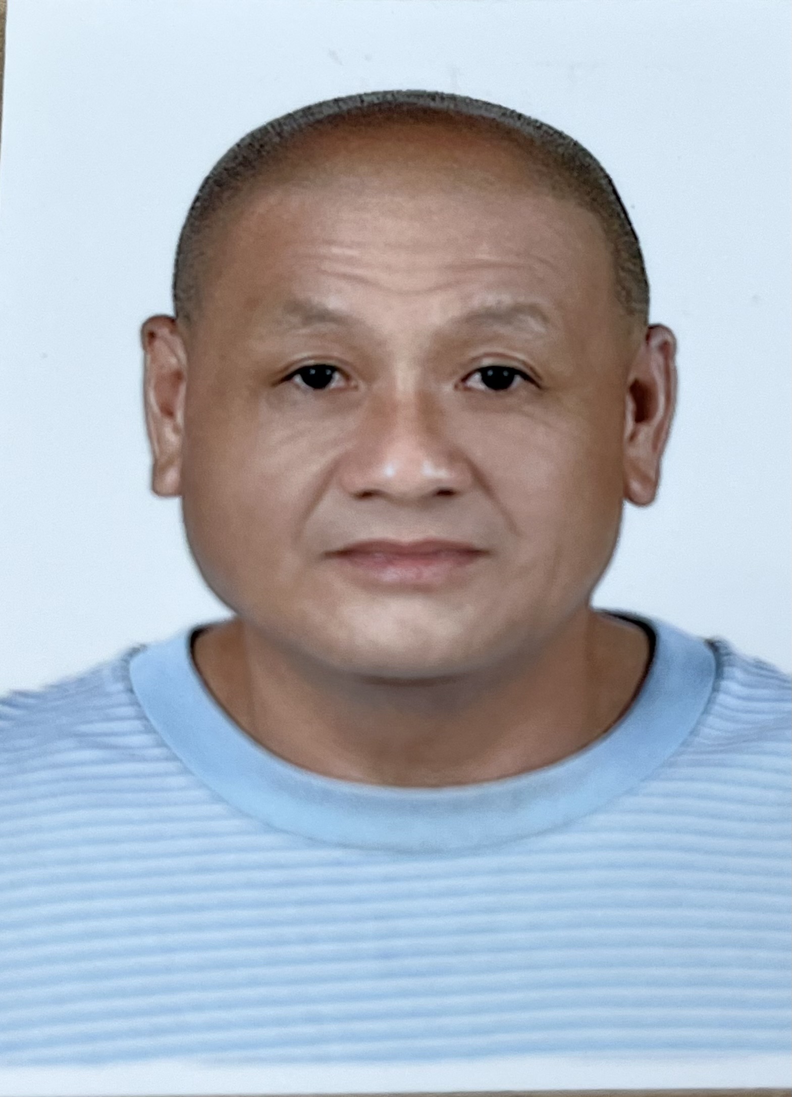 黃　沼人