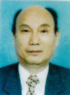 簡　明德