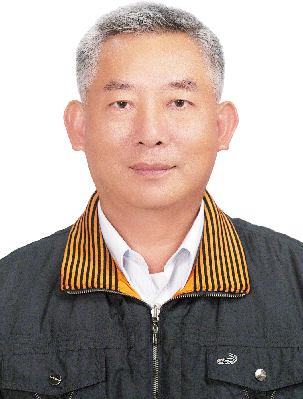 榮　志強