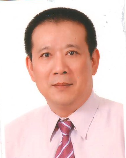 謝　國華