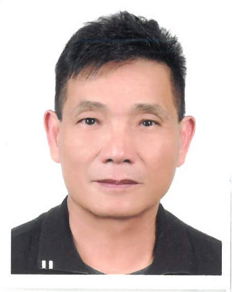 何明峰