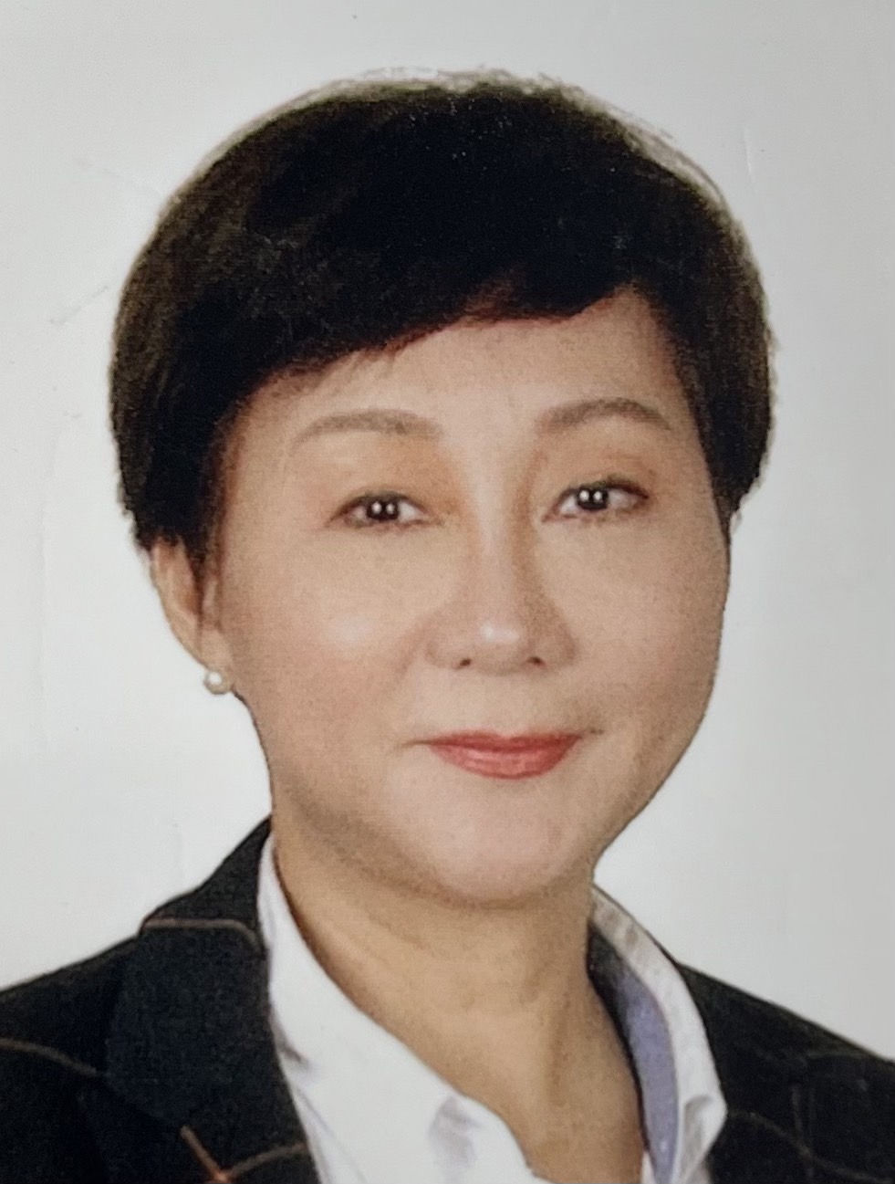 侯雲靚
