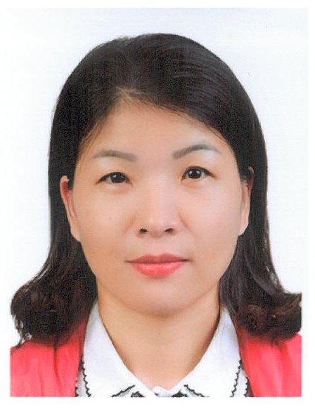 李　燕妮