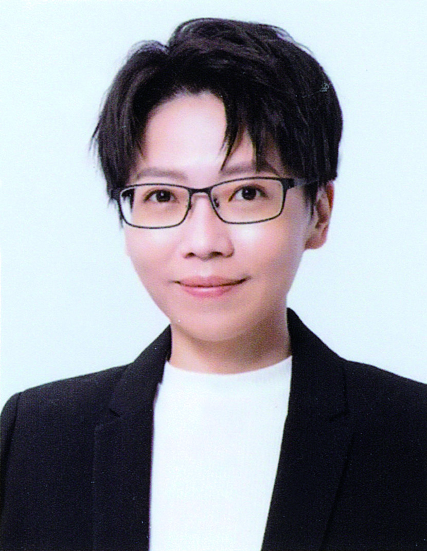 梁育慈