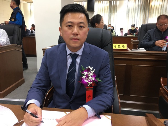 簡益裕
