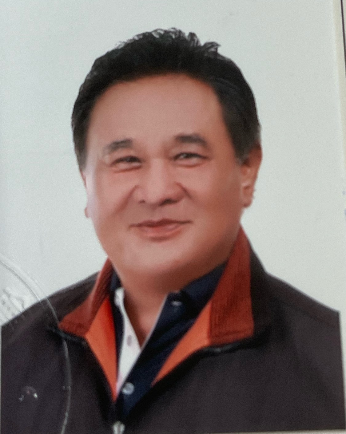 方　俊尉