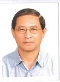 王　一山