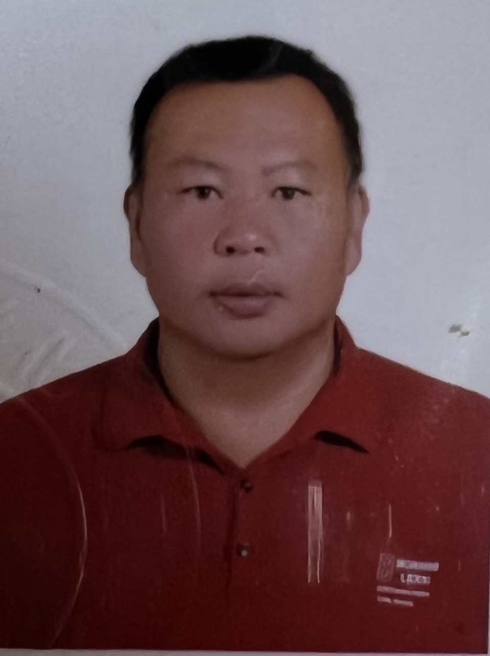 洪　坤富