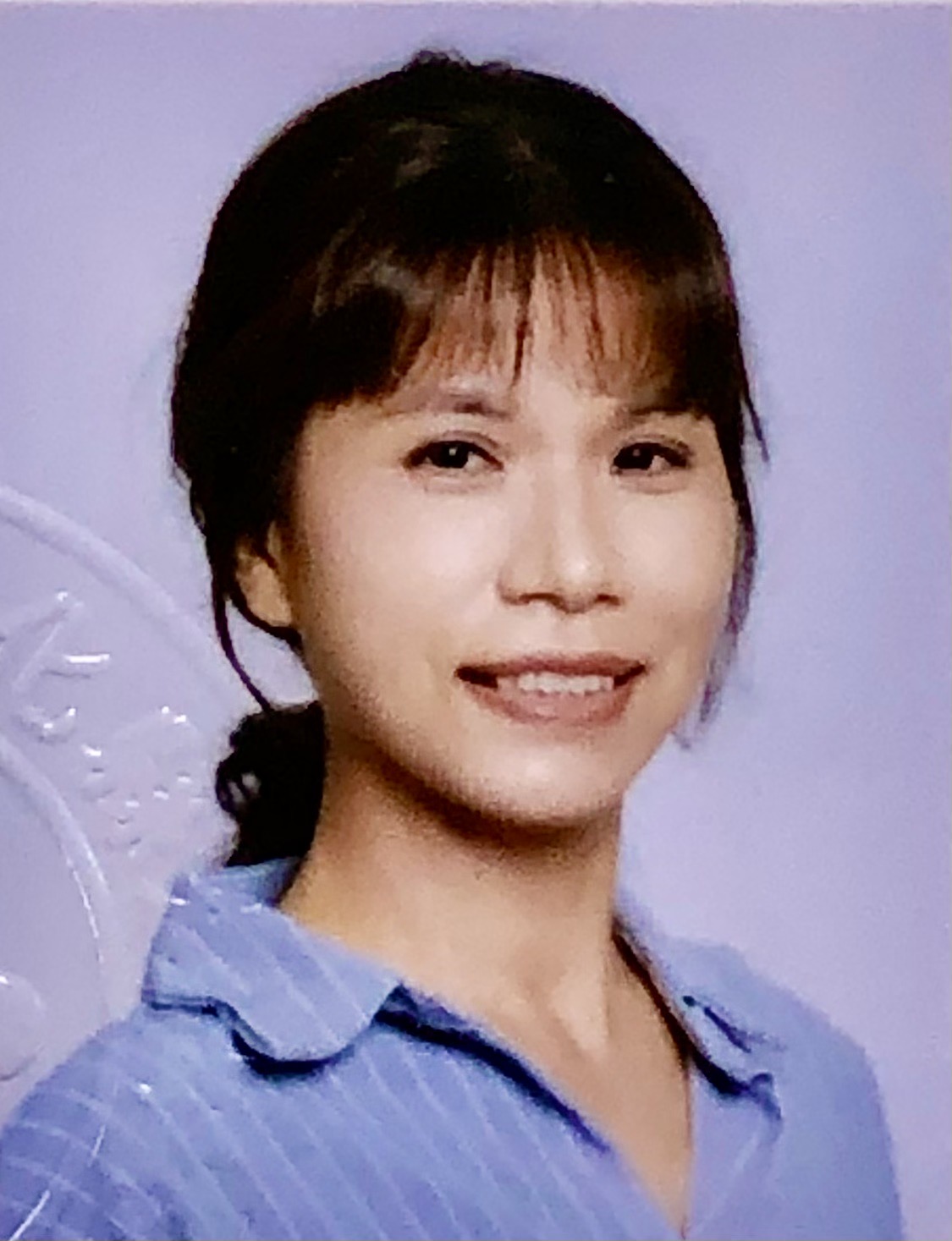 黃　美鳳