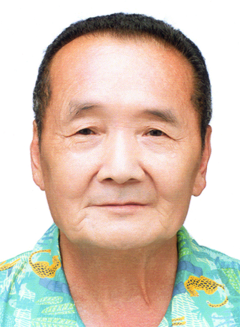 李　瀛斌