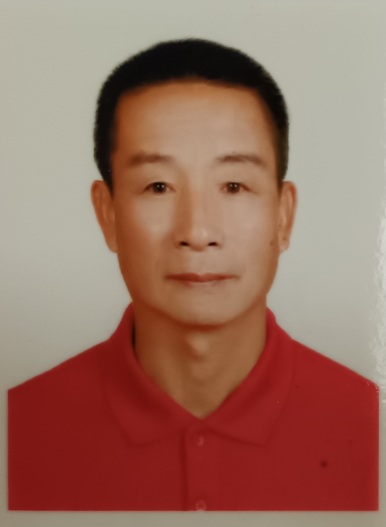 許　進昌