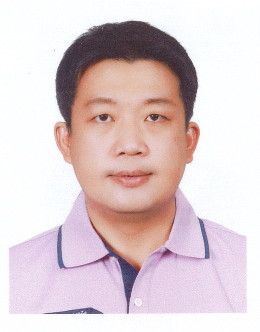 薛　柏平