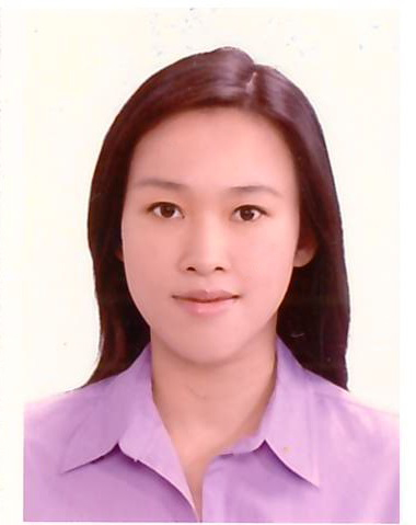 李　佳倩