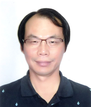施　易昌