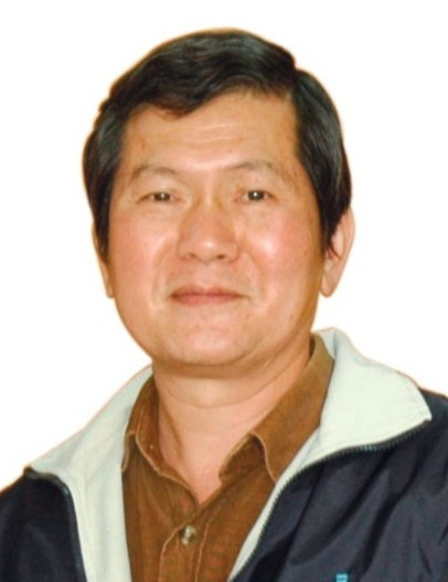 謝　棟樑