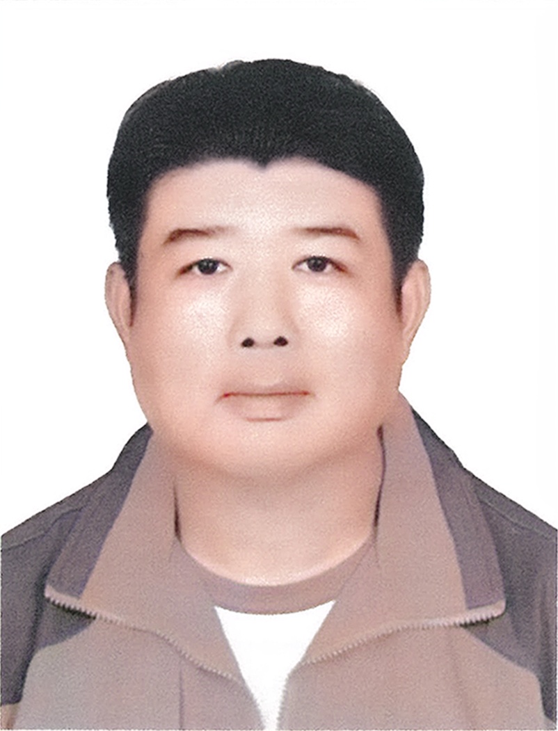 趙　守雄