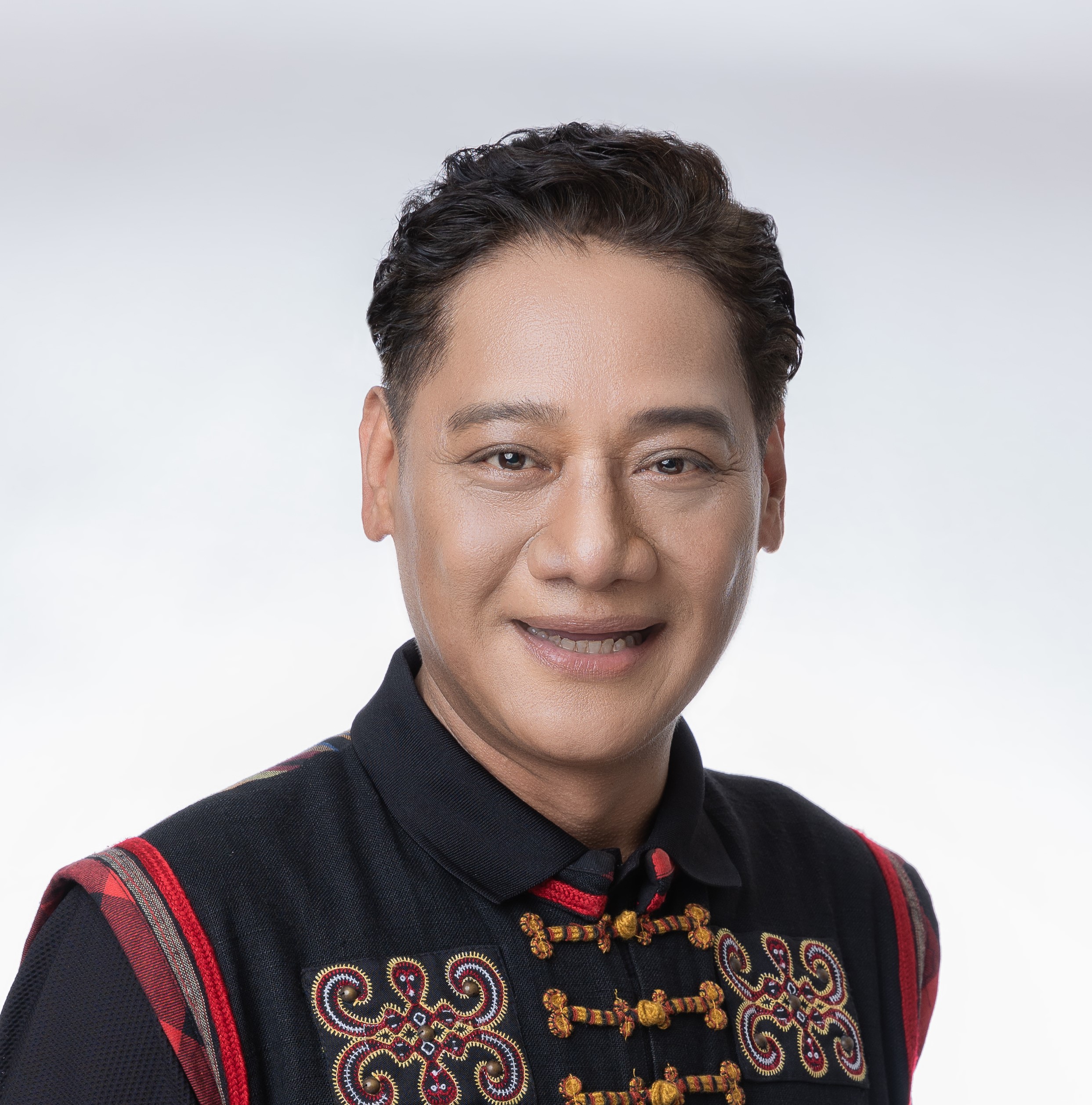 曾　智雄