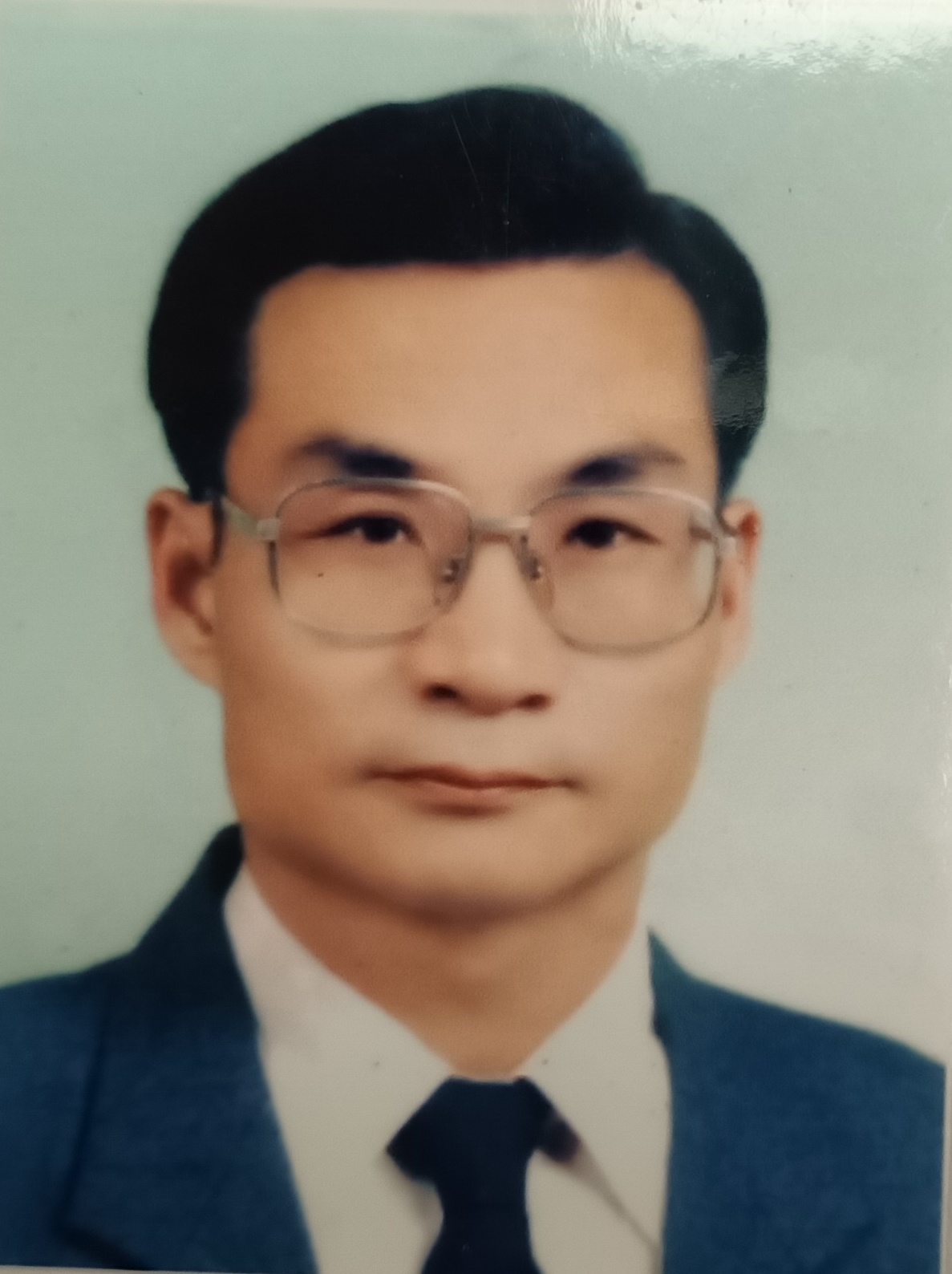 吳　健隆